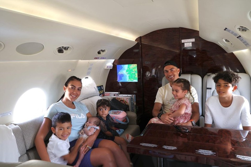 Ronaldo spends nearly €30m on family vacation in Majorca