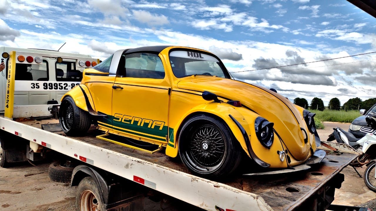 VW Beetle Has Folding Porsche 911 Targa Top and “Senna” RWB Widebody Treatment - Breaking International