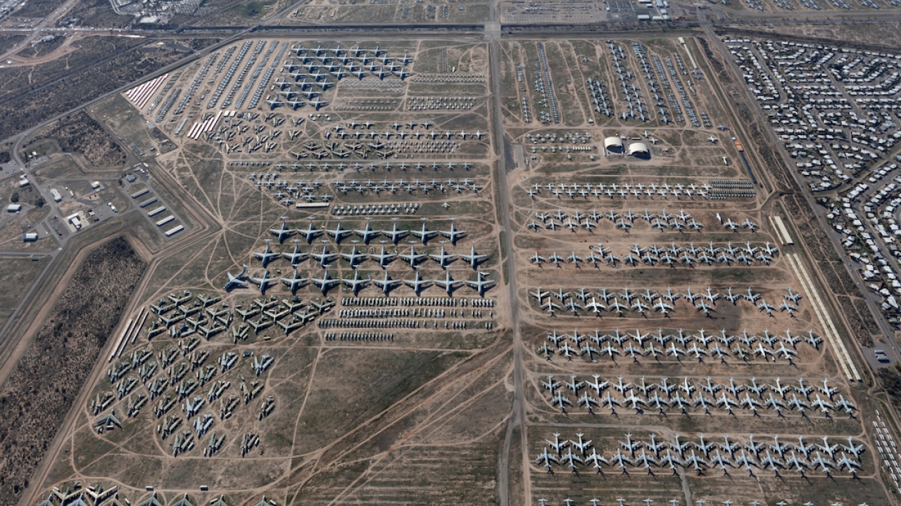 Unveiling the Enormous Aircraft Graveyard: Exploring the World's Largest Collection of Abandoned Planes in the Arizona Desert. l - LifeAnimal