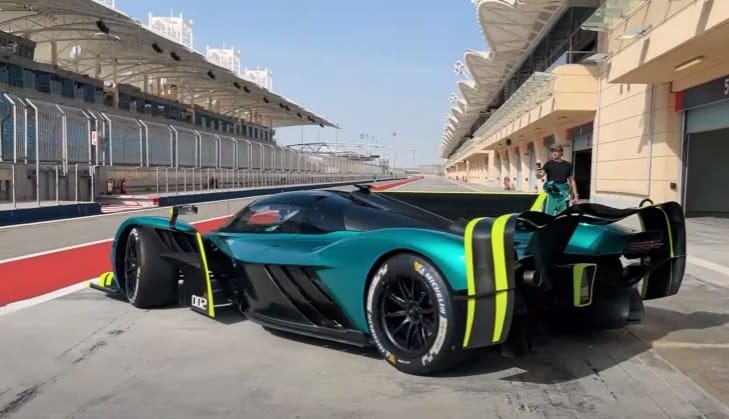 A New Breed of Supercar: Aston Martin Valkyrie – The $3M Formula One-Inspired Marvel fb - DX