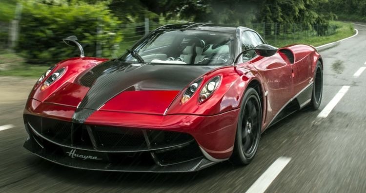 10 Modern Supercars With Mind-Blowing Top Speeds fb - DX