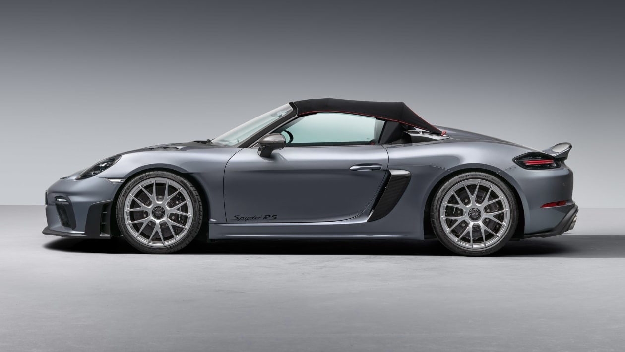 New 2023 Porsche 718 Spyder RS revealed as 493bhp roadster fb - DX