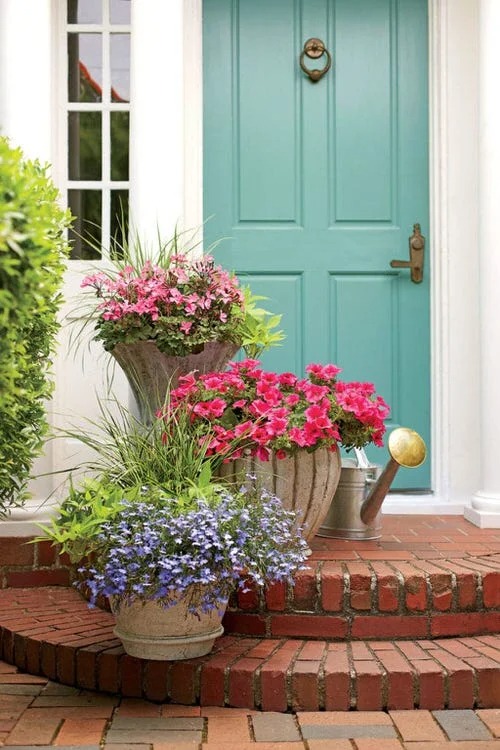 30 Stunning Front Porch Flower Pot Ideas