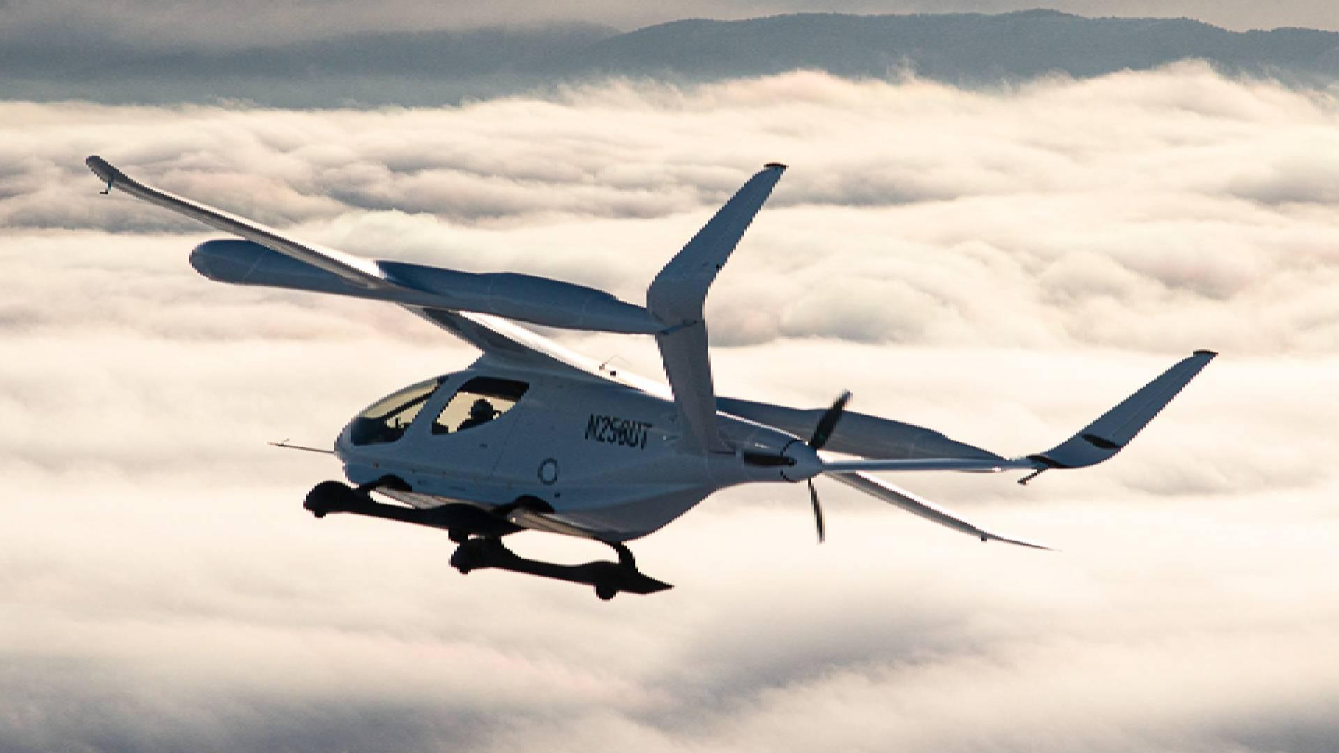 Electric aircraft named Alia completes a remarkable 1,403-mile journey and returns.