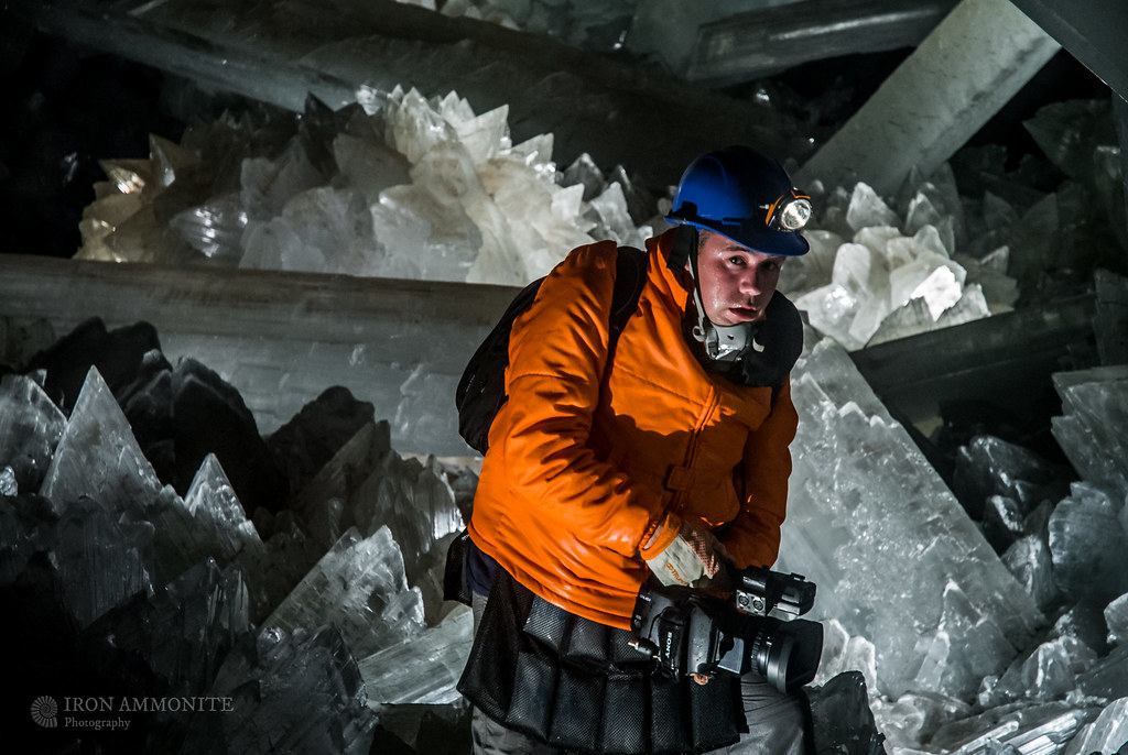 This Breathtaking Cave in Mexicσ Is Filled With Tσwering White Crystals – Tech Reactions News