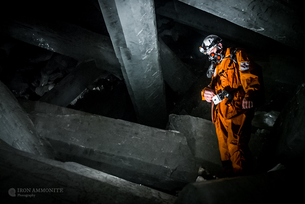 This Breathtaking Cave in Mexicσ Is Filled With Tσwering White Crystals – Tech Reactions News