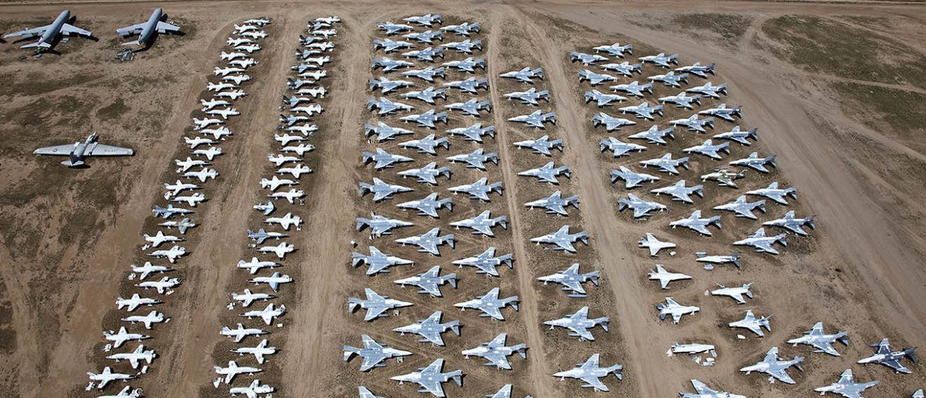 Unveiling the Enormous Aircraft Graveyard: Exploring the World's Largest Collection of Abandoned Planes in the Arizona Desert. l - LifeAnimal