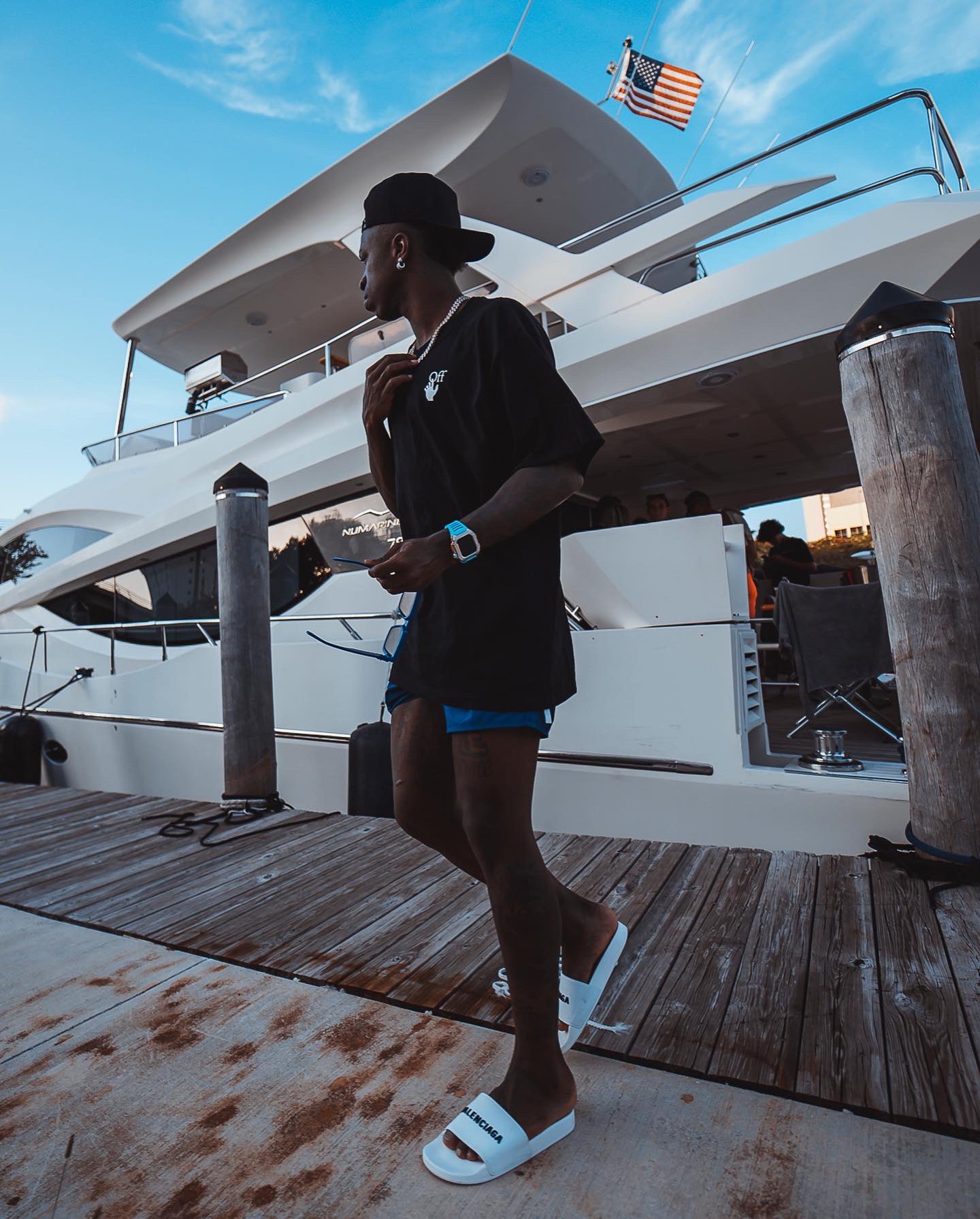 Teo Inside Vinicius' vacation in Miami, some unforgettable moments unfolded, filled with fun, relaxation, and extraordinary experiences. !g - LifeAnimal