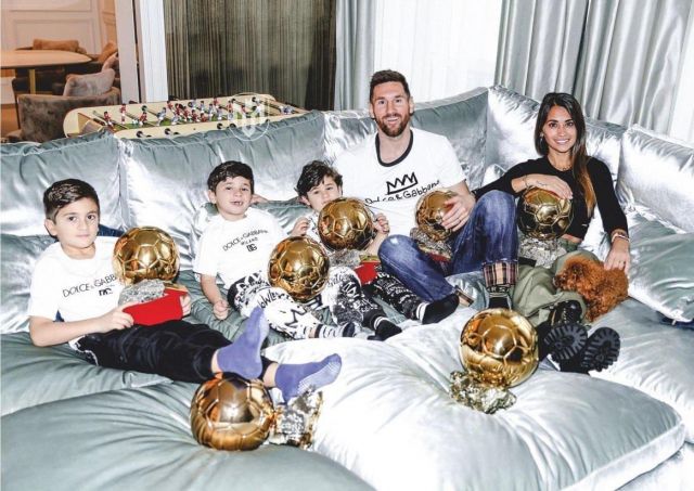 The star Lionel Messi is living the happiest life when he celebrates his 36th birthday and shows off 7 Golden Balls with his wife and children.f - LifeAnimal