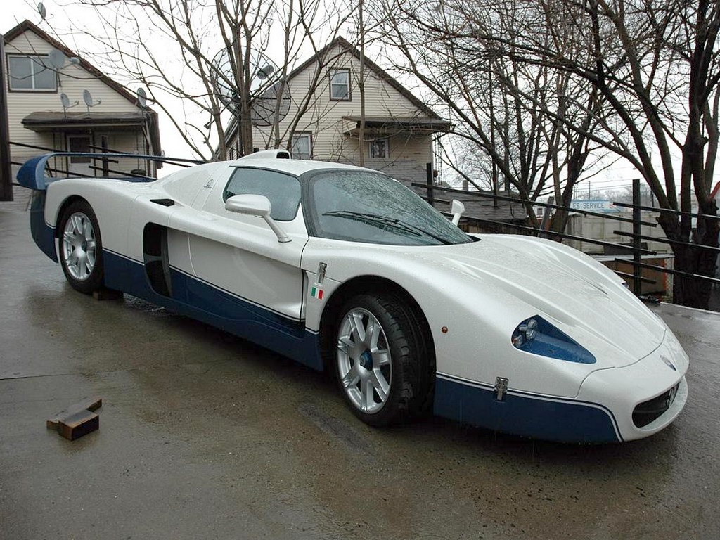 The Maserati MC12: Unveiling a Priceless Supercar Masterpiece Worth $4 Million - ZCOOL