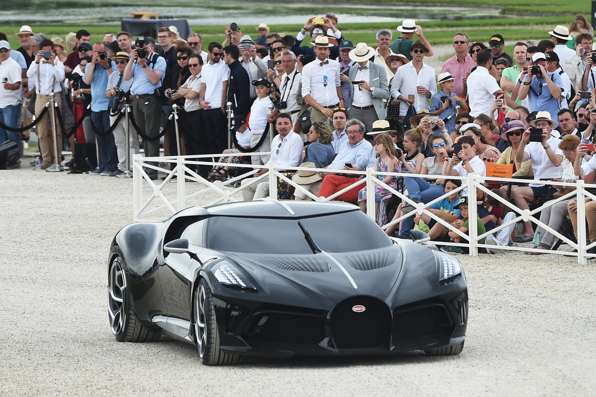 One-of-a-kind Bugatti La Voiture Noire becomes the most expensive supercar on the planet - Latest News