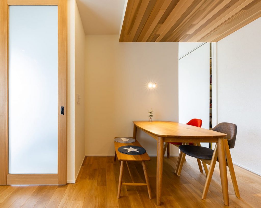 One-Storey Japanese House. Modern Decoration With Completed Functions - NewsFeed