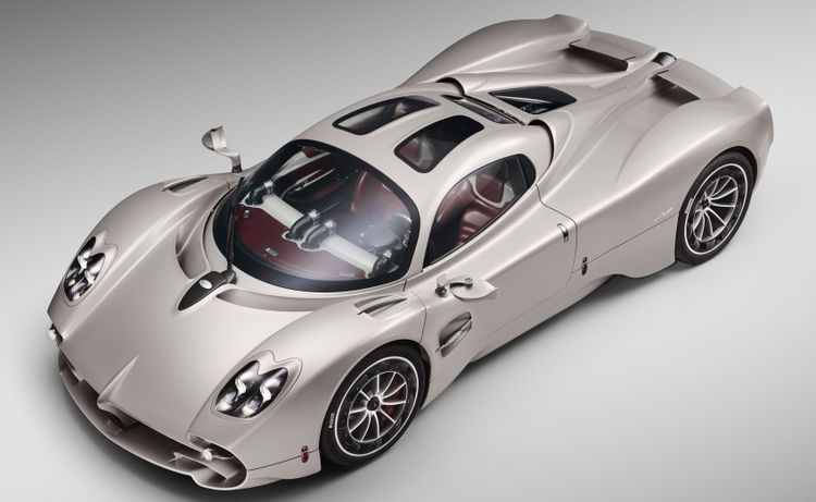 Mercedes-AMG Failed To Convince Pagani To Abandon The V12 For A V8