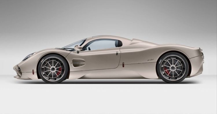 Mercedes-AMG Failed To Convince Pagani To Abandon The V12 For A V8