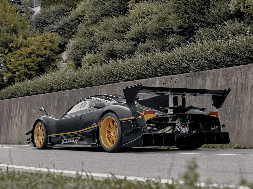 1-of-10 Pagani Zonda R expected to fetch $6.5m at auction-007 fb - DX