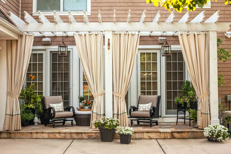 22 Pretty Pergola Ideas to Update Your Outdoor Space