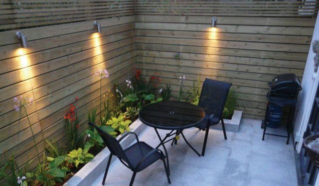 Excellent Ideas For Decorating Small Courtyards