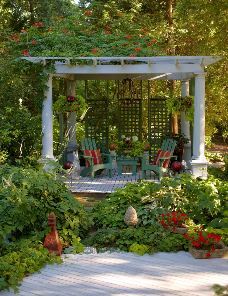 22 Pretty Pergola Ideas to Update Your Outdoor Space