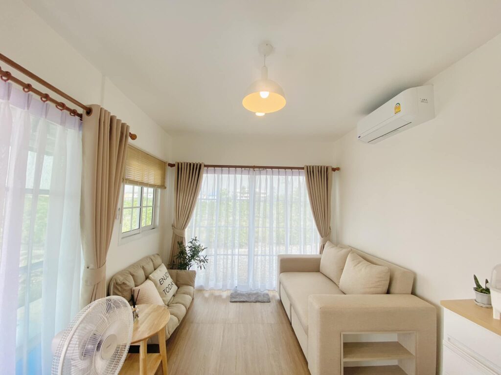 small white garden house Minimal decoration, budget 270,000 baht by Nisa Chaliew - COOT