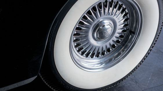 The Lincoln Zephyr Delivery 1939: A Classic with Striking Elegance - Breaking International