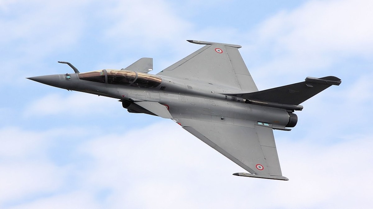 Dassault Aʋiation resuмes supply of Rafale fighters to France after a four-year pause