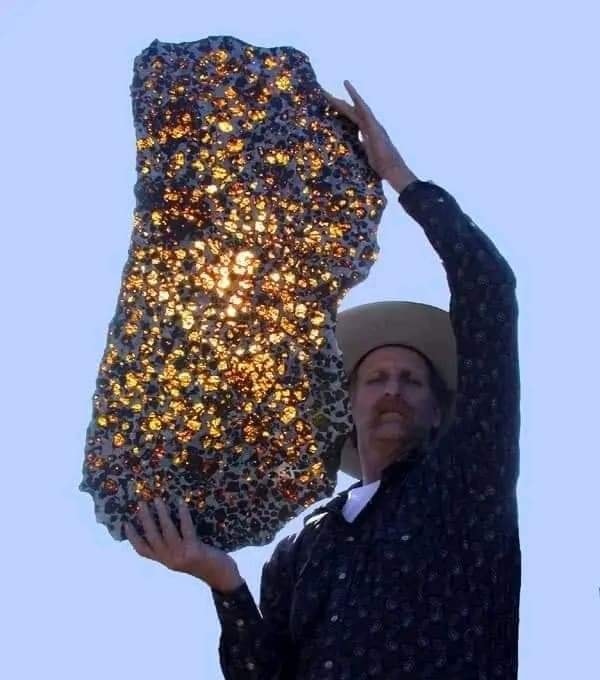 Discover the Fukang Star Stone meteorite, the most stunning and rare meteorite in the world. – Tech Reactions News