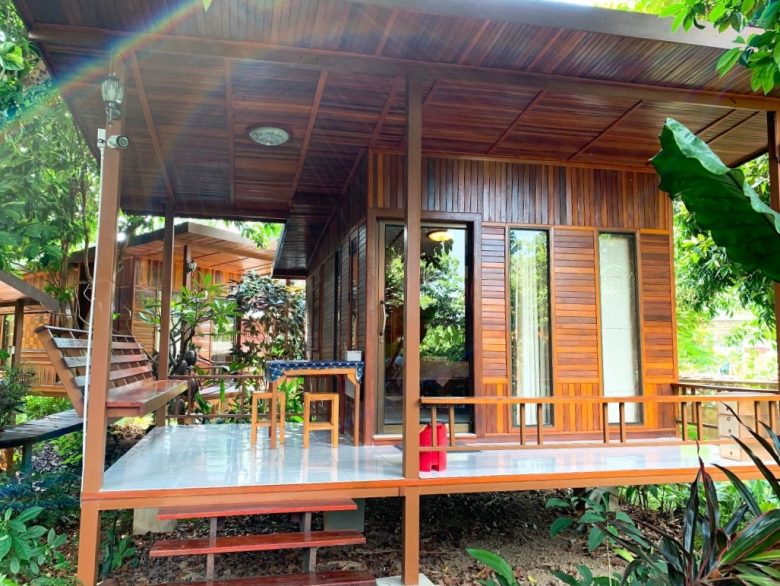 49 Small Elevated House Ideas That Are Perfect for the Tropics - GA