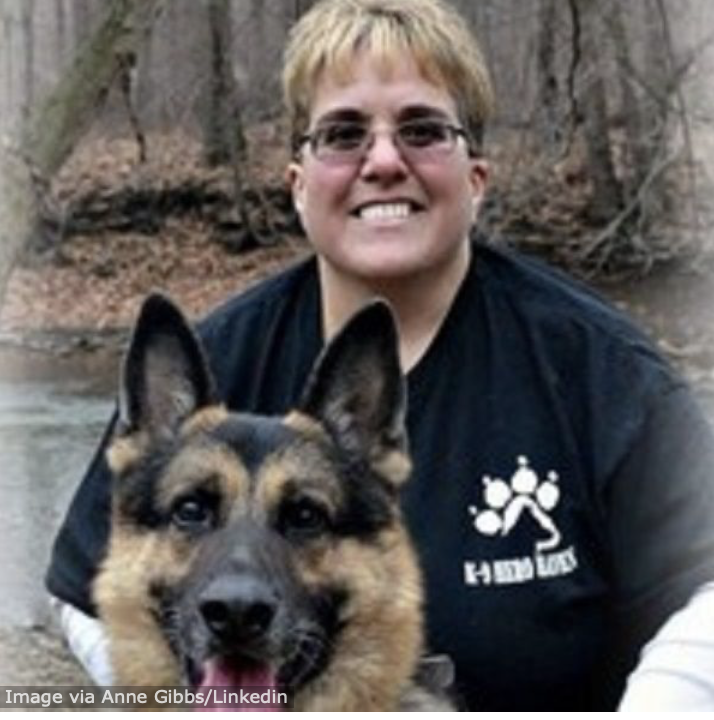 hh. Emotional Reunion: Soldier Reunites With Beloved Military Dog After Years Apart, Hoping for the Unbreakable Bond to Endure. - LifeAnimal