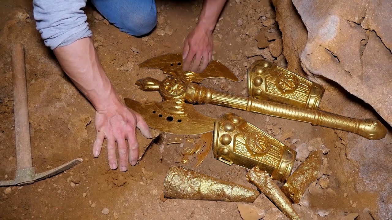 The Golden Axe: A Mesmerizing Millennium-Old Treasure Revealed! - movingworl.com