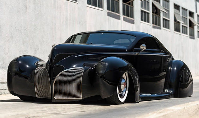 The Lincoln Zephyr Delivery 1939: A Classic with Striking Elegance - Breaking International