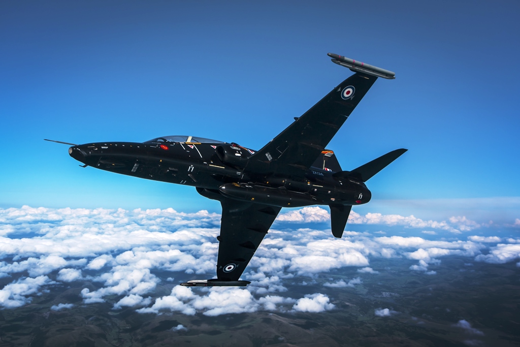 BAE Systems Teams Up with Red 6 to Introduce Augmented Reality to Hawk Jet Trainer Aircraft