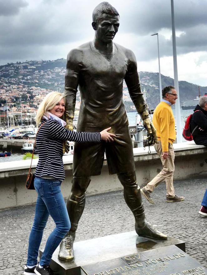 Cristiano Ronaldo Statue Causes Fan Frenzy on Social Media - Welcome