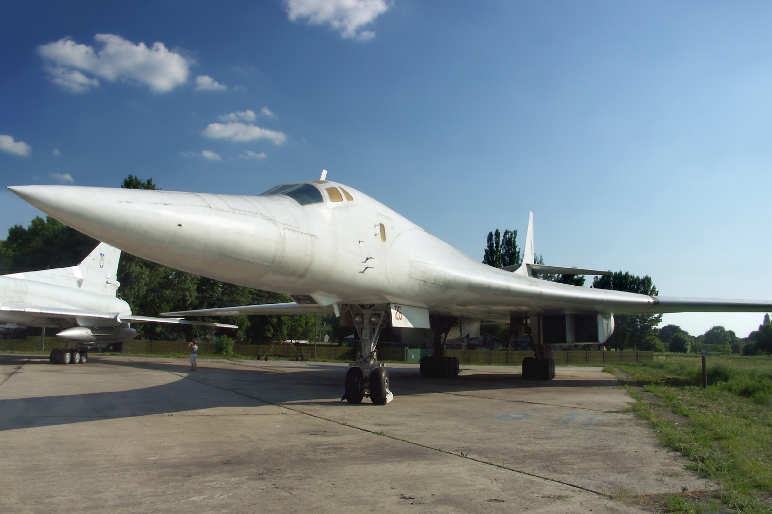  "White Swan" Tu-160 considered the most powerful ЬomЬeг in the world!