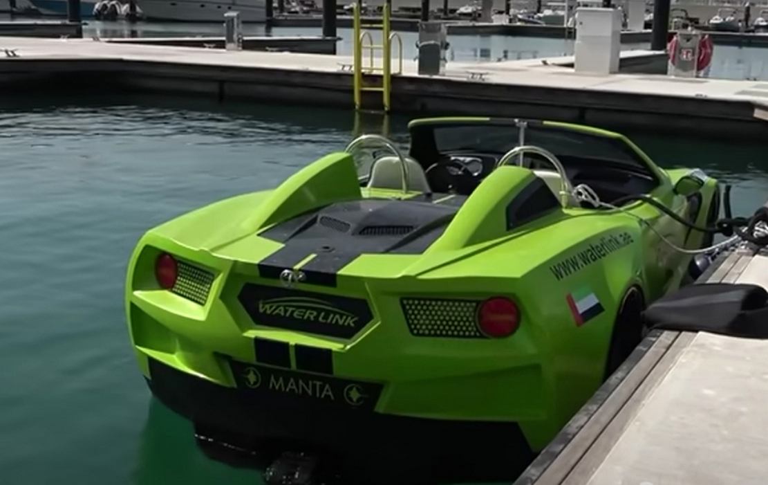 A supercar but it’s a boat – you can now drive a Ferrari or a Chevy Corvette on water - VGO News