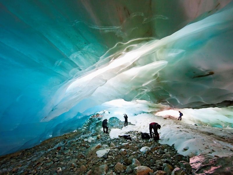 Enchanting Ice Tunnel Unveiled In The Heart Of Patagonia, Argentina - Special 68