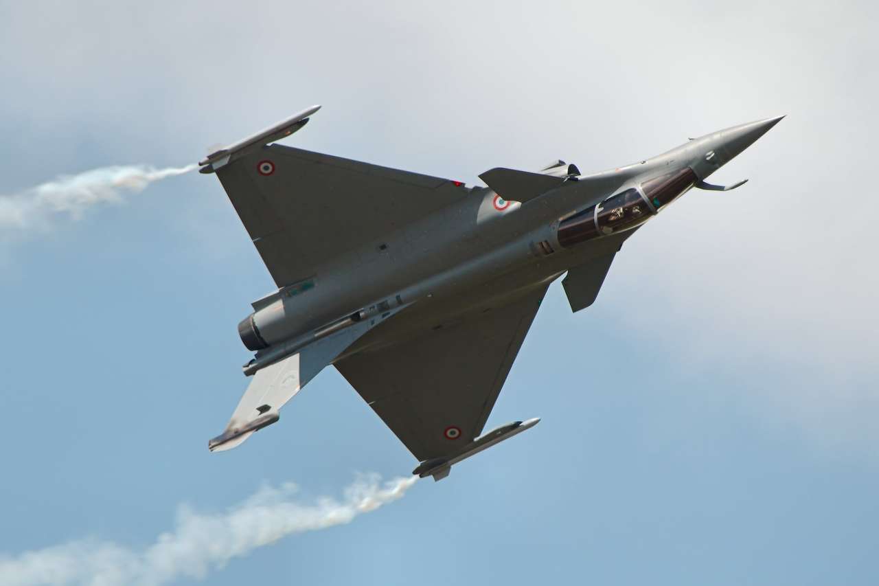 Dassault Rafale: The French ‘Burst of Fire’ That’s Seen Serʋice Across the Middle East - VGO News