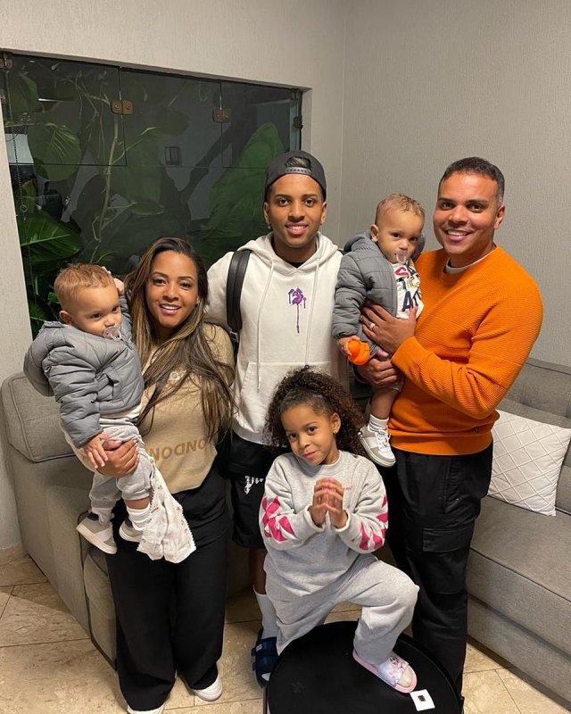 Rodrygo's Joyful Embrace of Parenthood: A Glimpse into the Life of Twins and Family Happiness