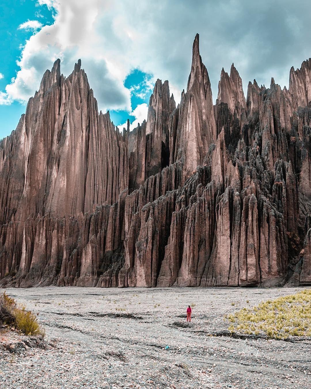 Exploring The Enigmas Of A Singular Terrain: The Valley Of Souls In Bolivia - Special 68