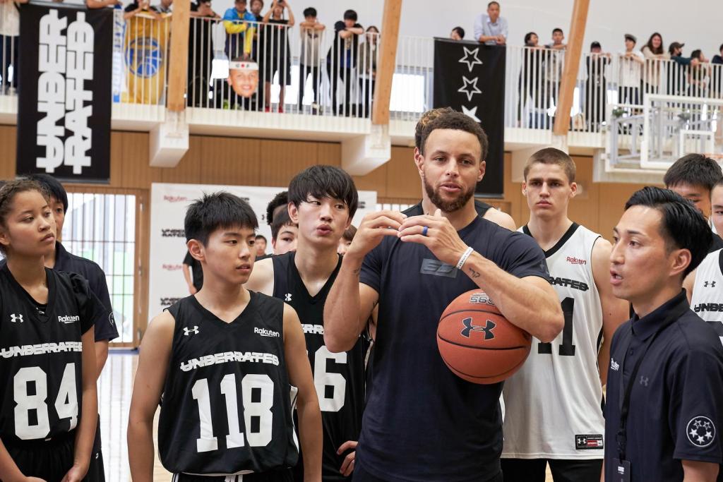 Stephen Curry ignites Japan's future basketball stars at the Tokyo Tour