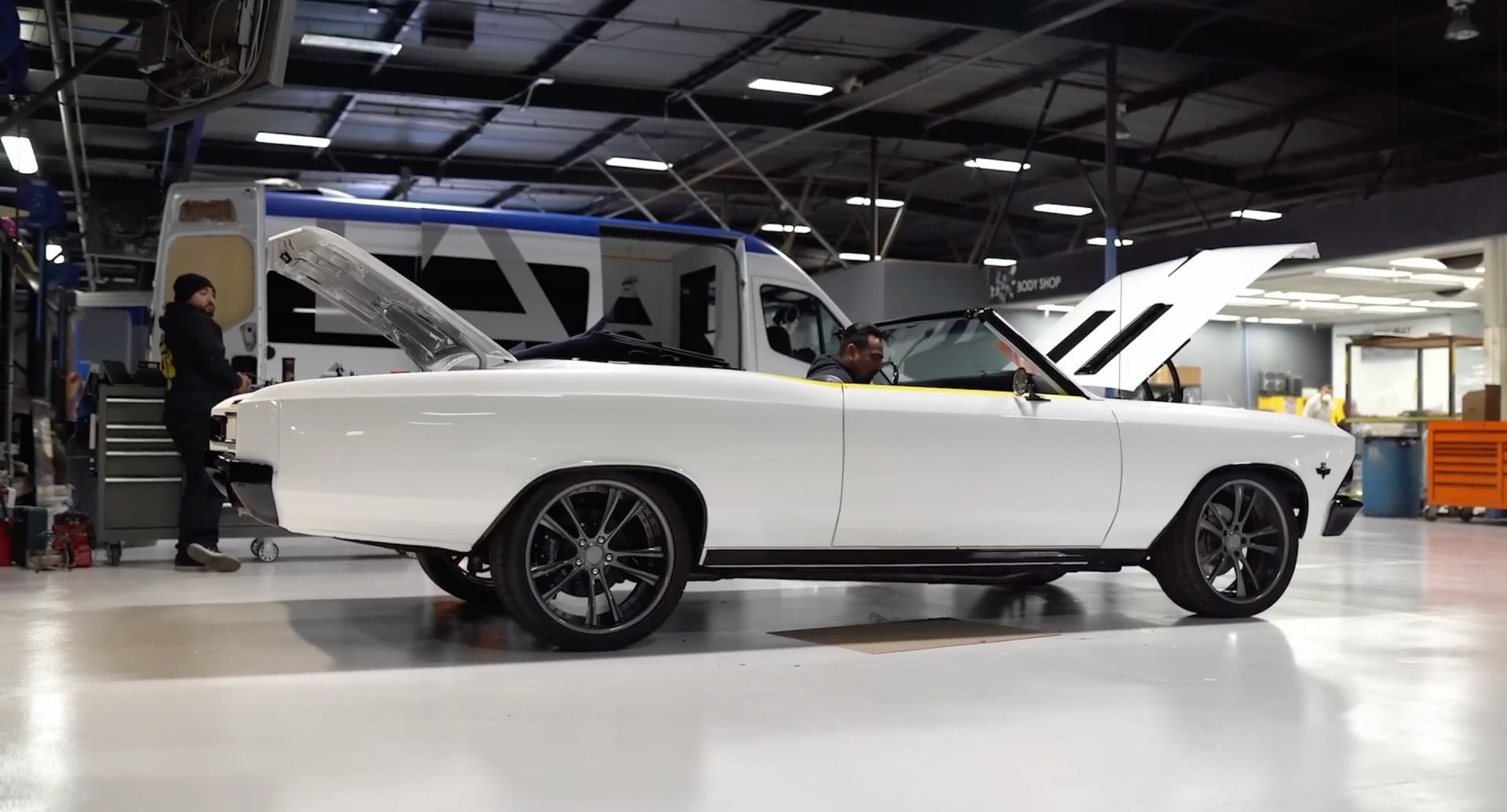 Discover the Marvel of the LS3-Powered 1966 Chevrolet Chevelle Restomod - Undeniably Cool