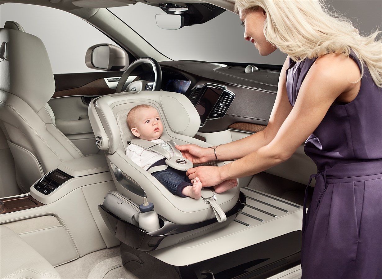 The ultimate family car: Volvo creates the ultimate luxury child car chair that swivels and tilts - VGO News