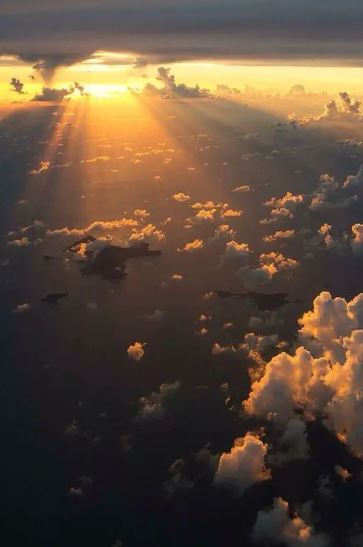 A Must-See for Cloud Enthusiasts: This Gorgeous Cloud Photo.VoUyen