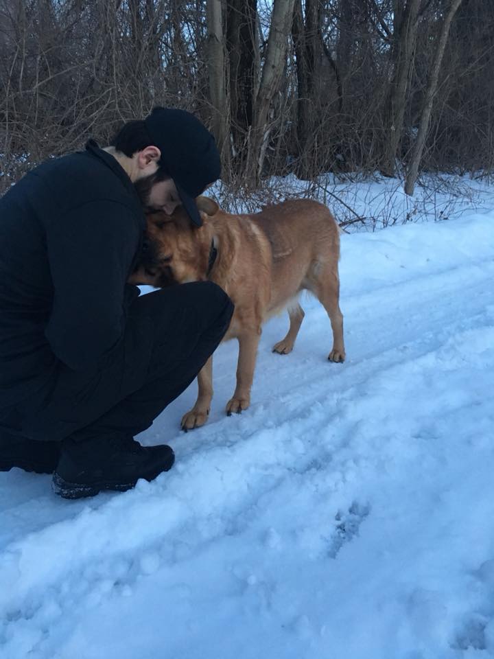 Stricken by grief after losing his best friend, this dog withdraws from everyone until he crosses paths with a man who rekindles his trust and joy. – newsvaults.com