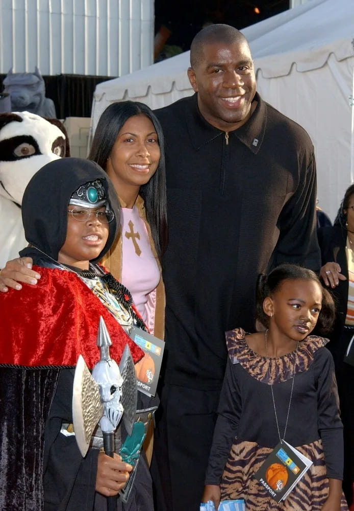 A love story of 3 decades - A brilliant career and a love story at first sight during youth made fans admire the legendary Magic Johnson and his wife even more as they celebrated their 32nd wedding anniversary