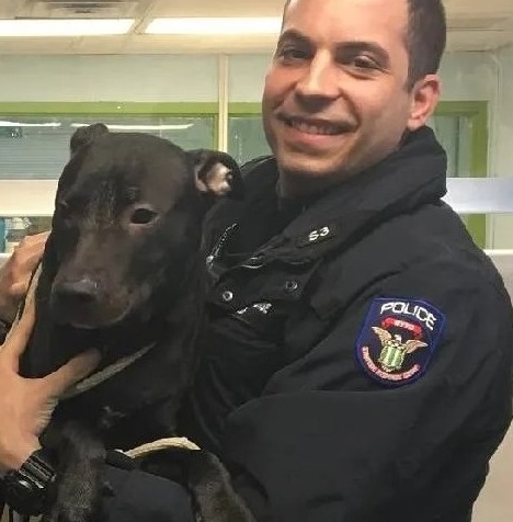 Policeman Adopts Abandoned Dog He Saved In The Rain – Puppies Love