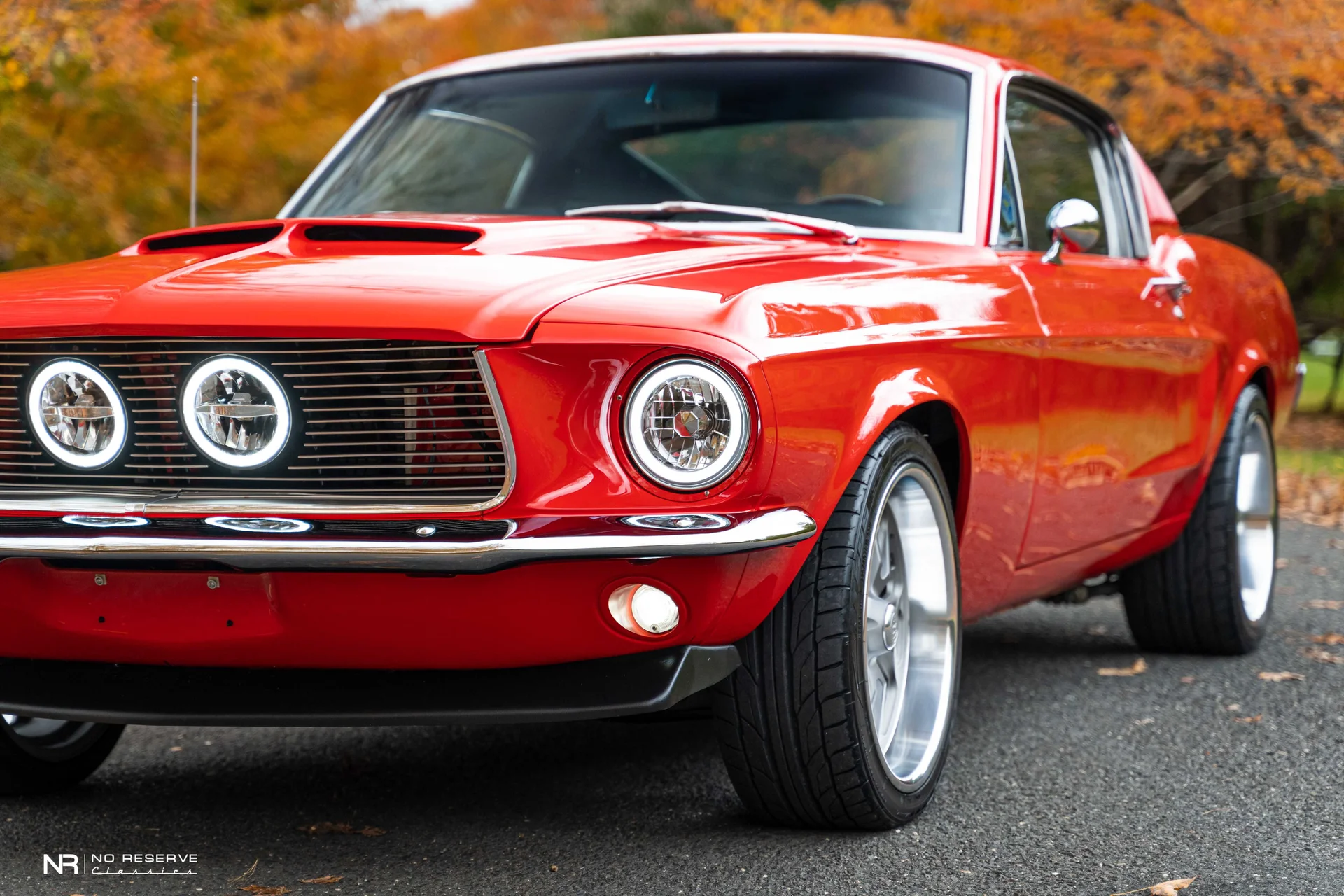 Unleashing Power and Elegance: The 1967 Ford Mustang 501ci Fastback Takes the Stage