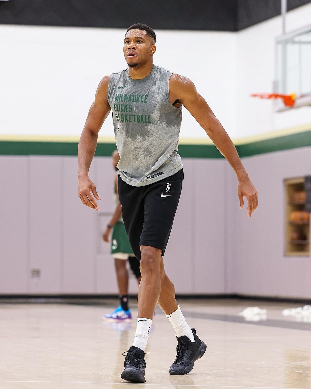 'KING GREEK' Giannis and 'The Dream' will get together before the Bucks open training camp