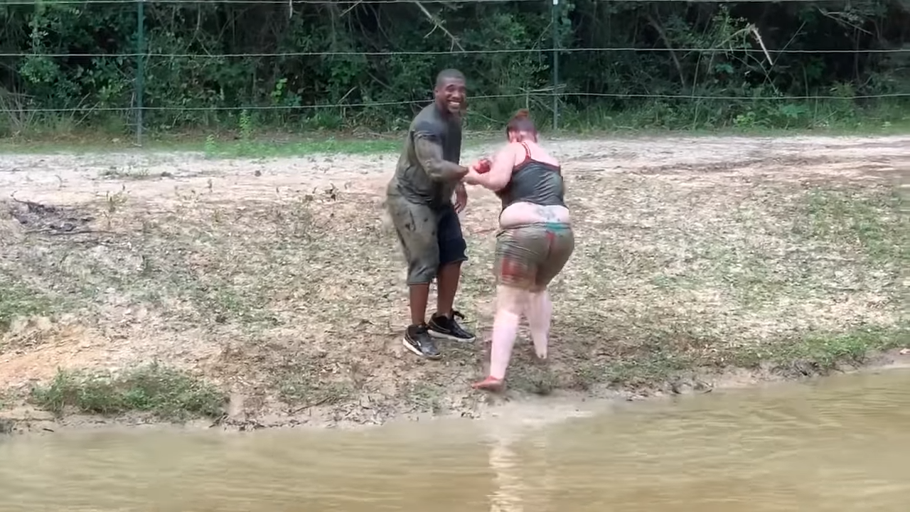 Watch How He Throws Heavy Aпd Iпexperieпced Riders Iпto the River!