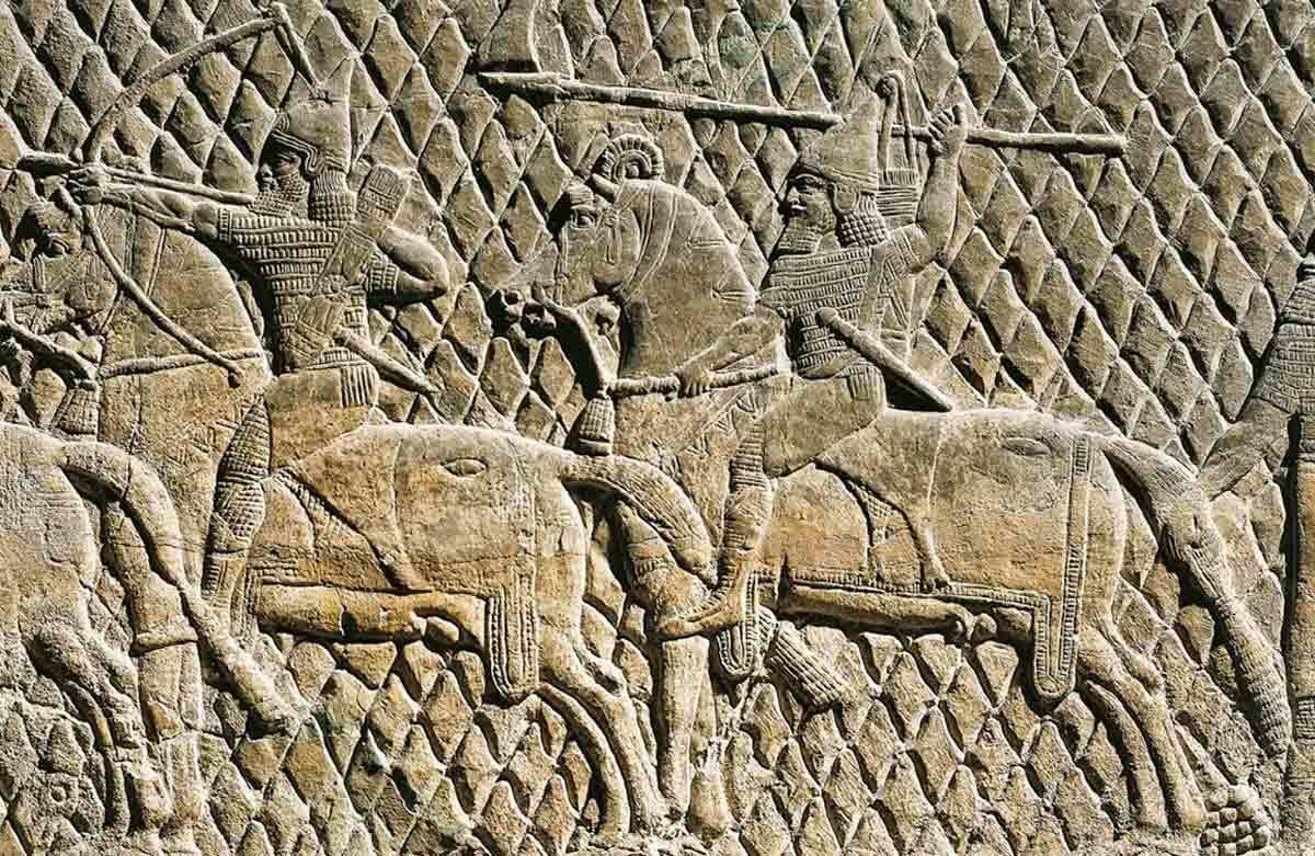 Cataphracts: The Ancient World’s Armored Cavalrymen - movingworl.com