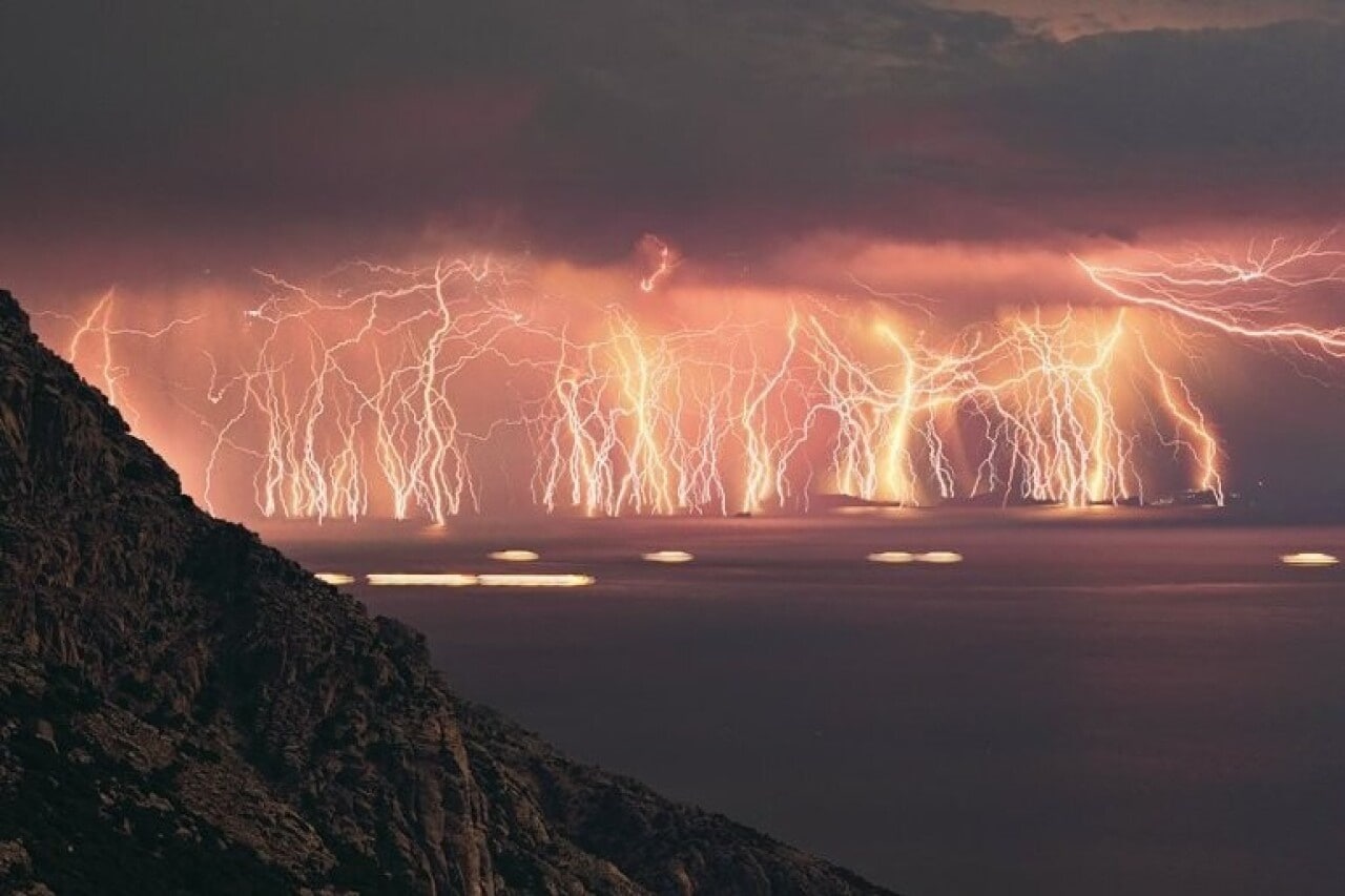 Eternal Thunder: This Place in Venezuela Has the Highest Concentration of Lightning Strikes in the World - Nano Machine News